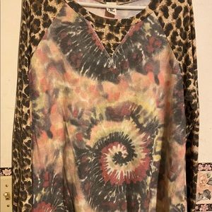 Boutique leopard and tie dye long sleeve shirt
